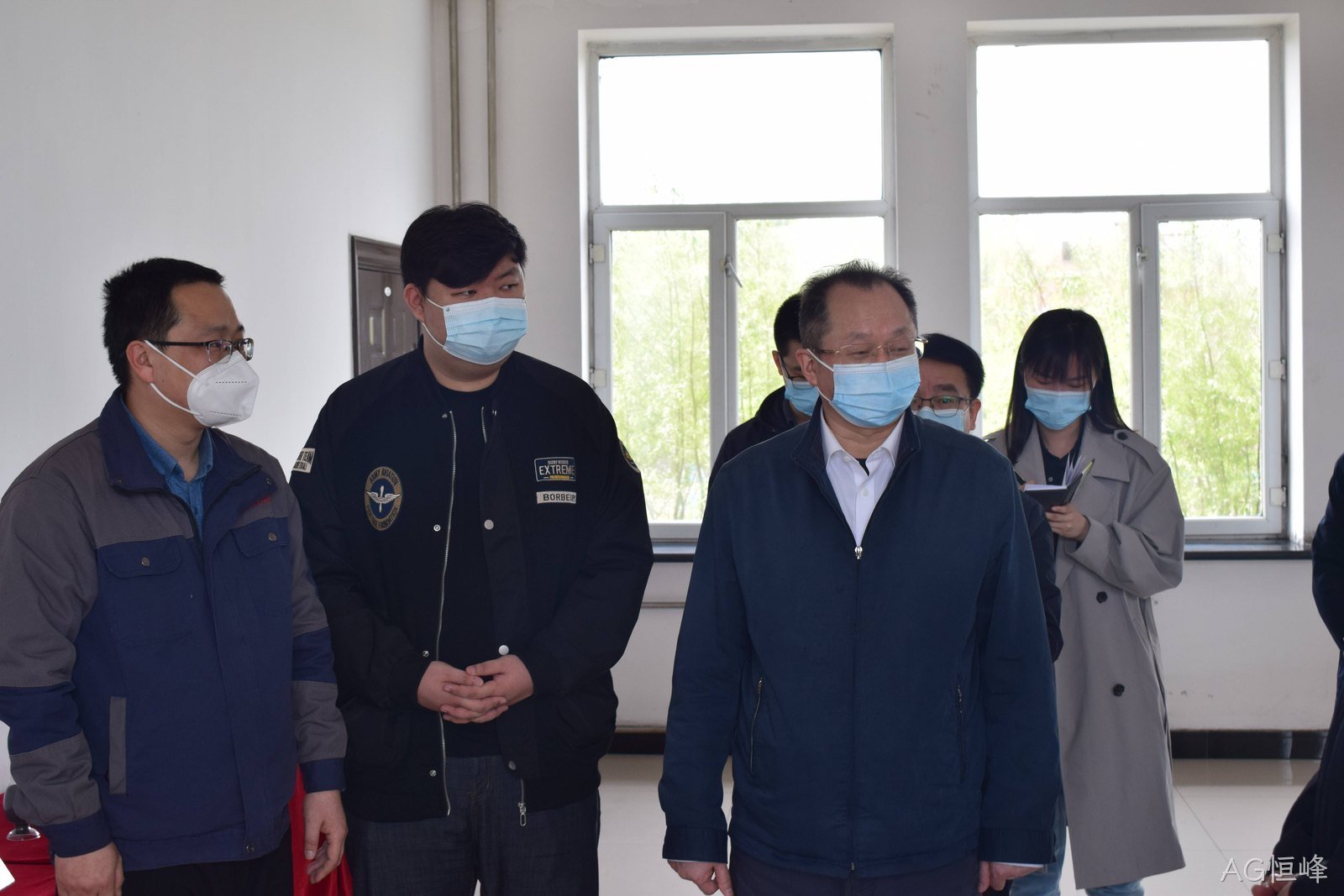 5月17日省领导莅临我司调研指导(图2) 5月17日省领导莅临我司调研指导(图2)